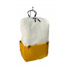 На фото 2 - Молодежный рюкзак из текстиля, цвет молочный с желтым 