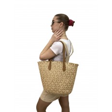 На фото 2 - Пляжная соломенная сумка, цвет бежевый с коричневым