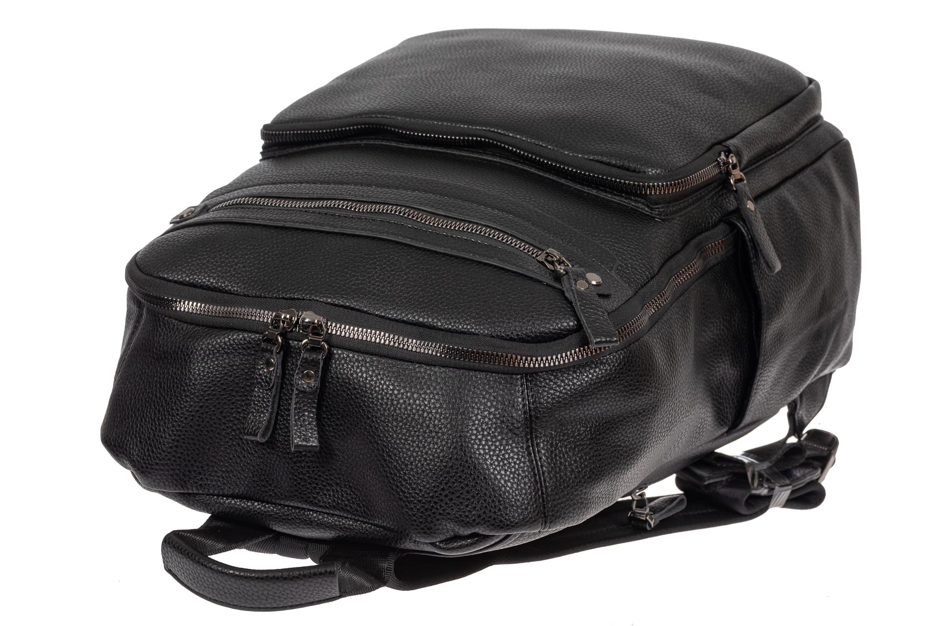 На фото 4 - Рюкзак мужской из фактурной искусственной кожи, цвет чёрный