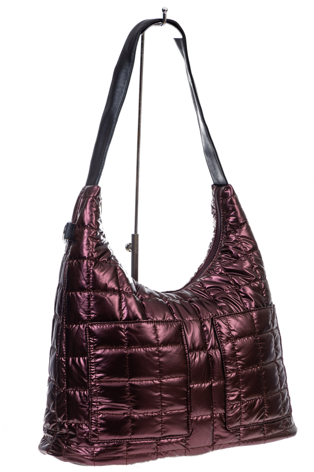 На фото 3 - Женская сумка-шоппер из водооталкивающей ткани, цвет бордовый