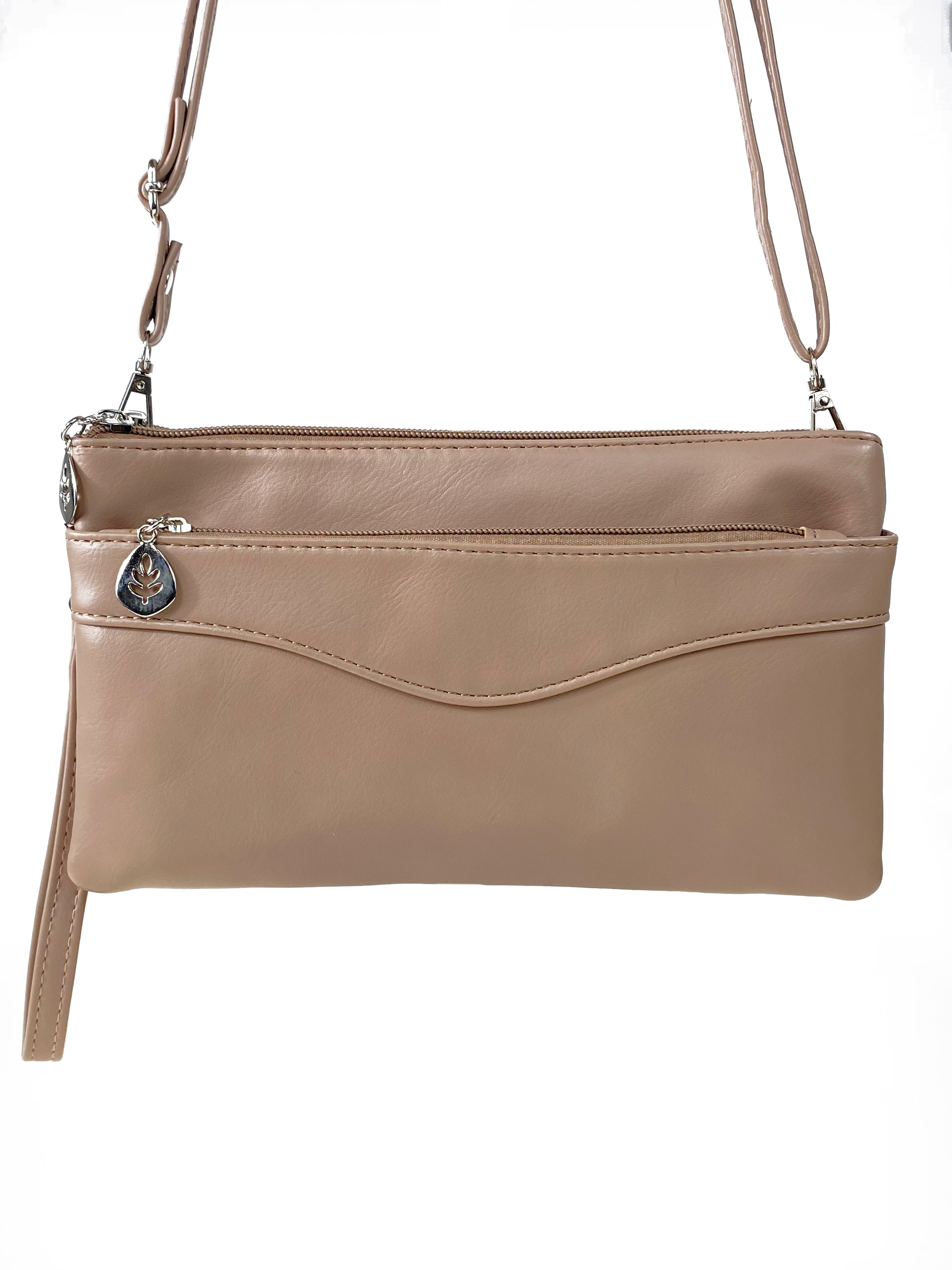На фото 2 - Женская сумка-клатч из мягкой искусственной кожи, цвет  бежевый