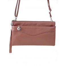 На фото 2 - Женская сумка-клатч из мягкой искусственной кожи, цвет пудра