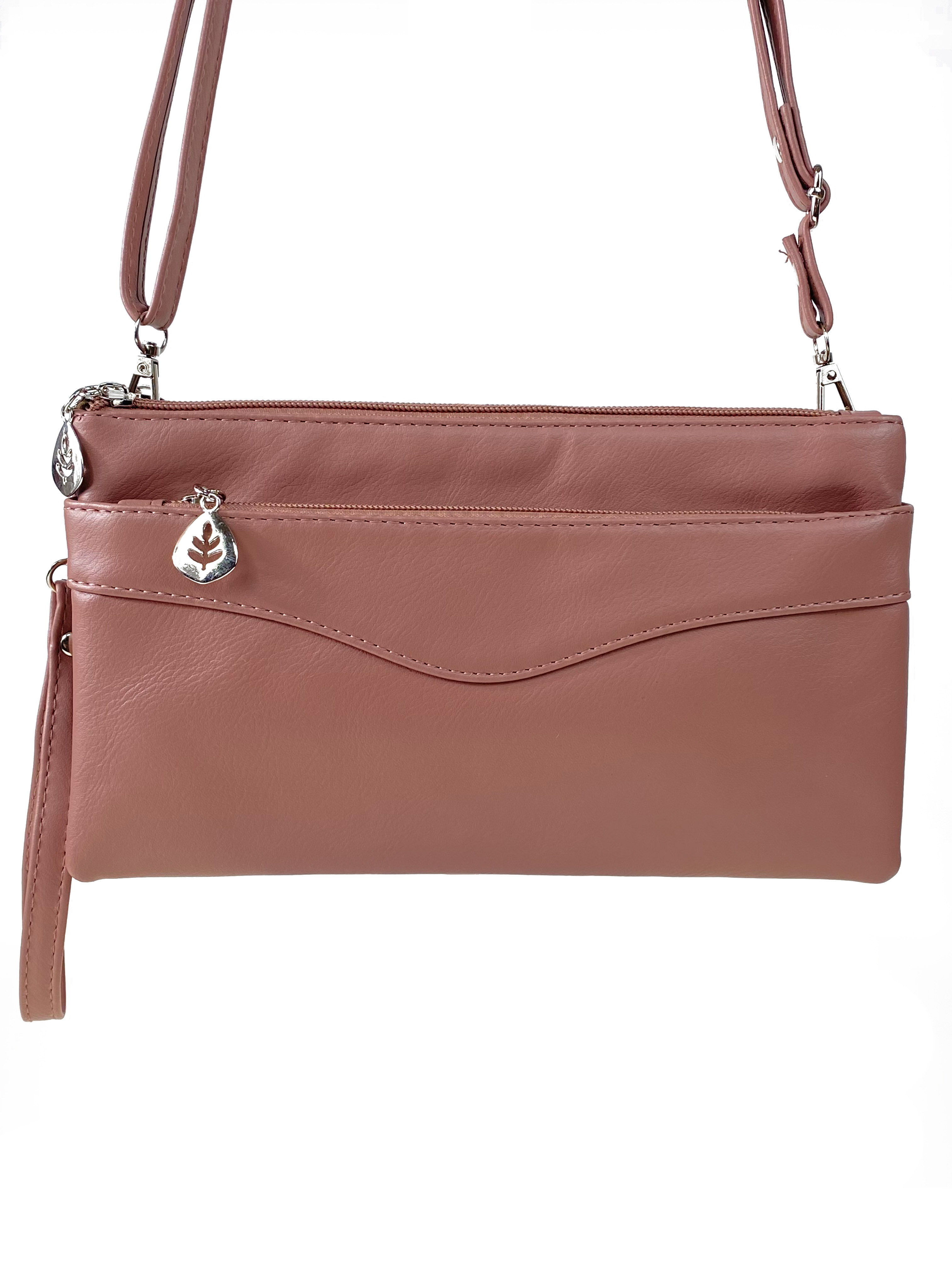 На фото 2 - Женская сумка-клатч из мягкой искусственной кожи, цвет пудра