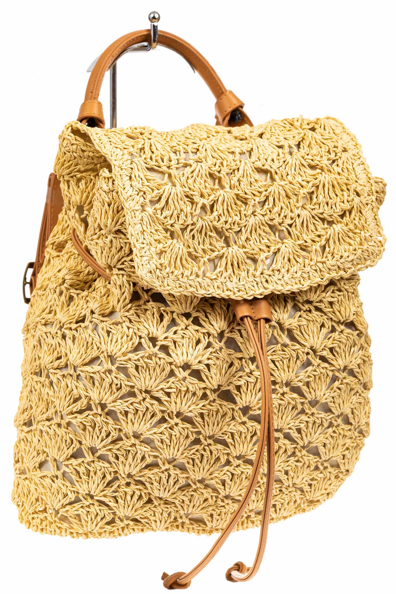 На фото 1 - Сумка-рюкзак плетеная из джута, цвет бежевый