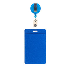 На фото 2 - Бейдж с лентой на рулетке вертикальный, цвет голубой