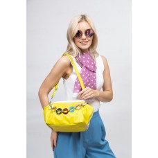 На фото 1 - Женская сумка с фермуаром из мягкой экокожи, цвет мультицвет