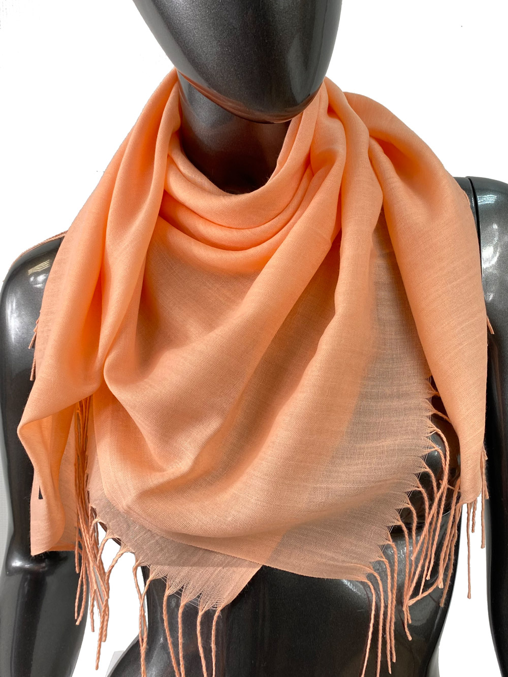 На фото 1 - Лёгкий платок-палантин из кашемира, цвет персиковый