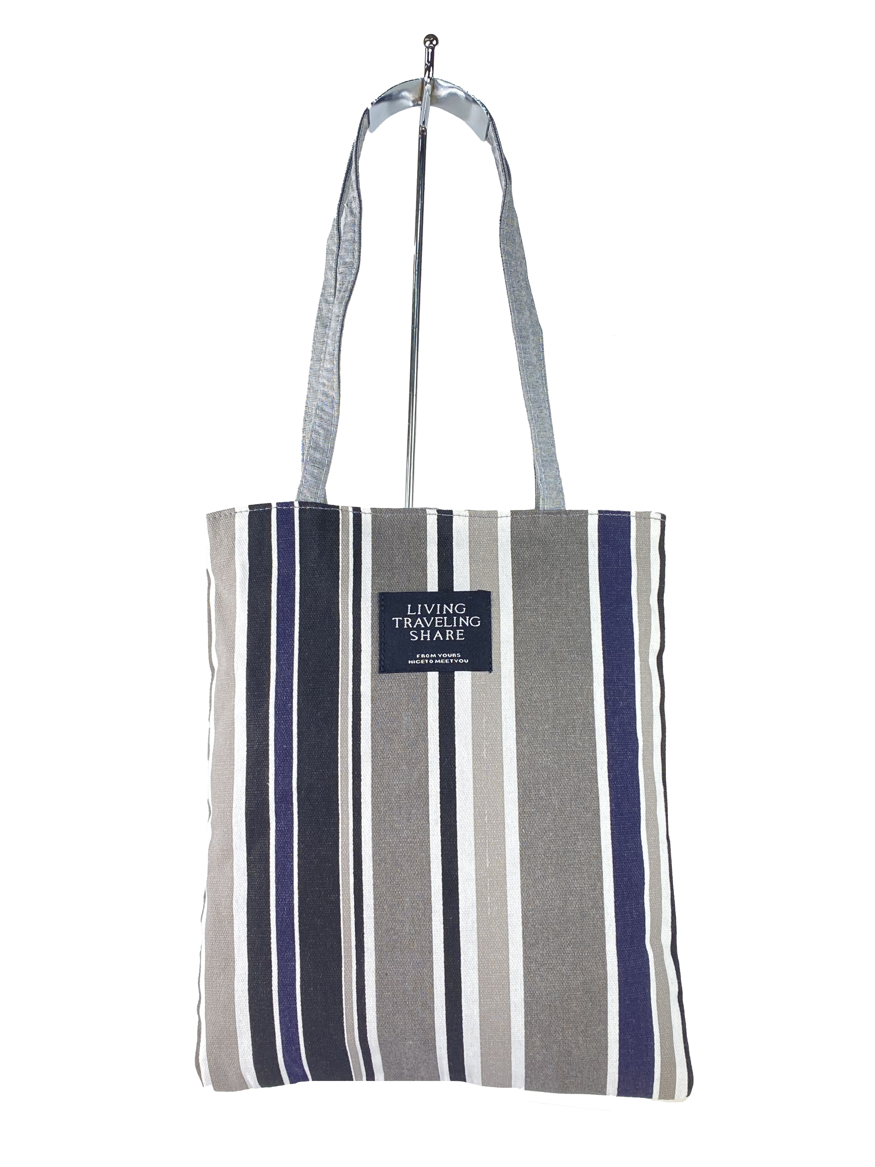 На фото 2 - Летняя женская сумка-шоппер из полосатого текстиля, мультицвет