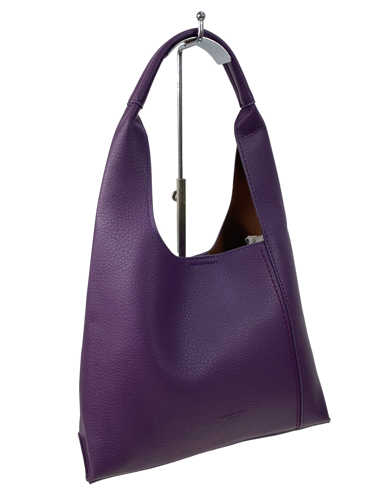 На фото 3 - Женская сумка  из искусственной кожи, цвет  фиолетовый