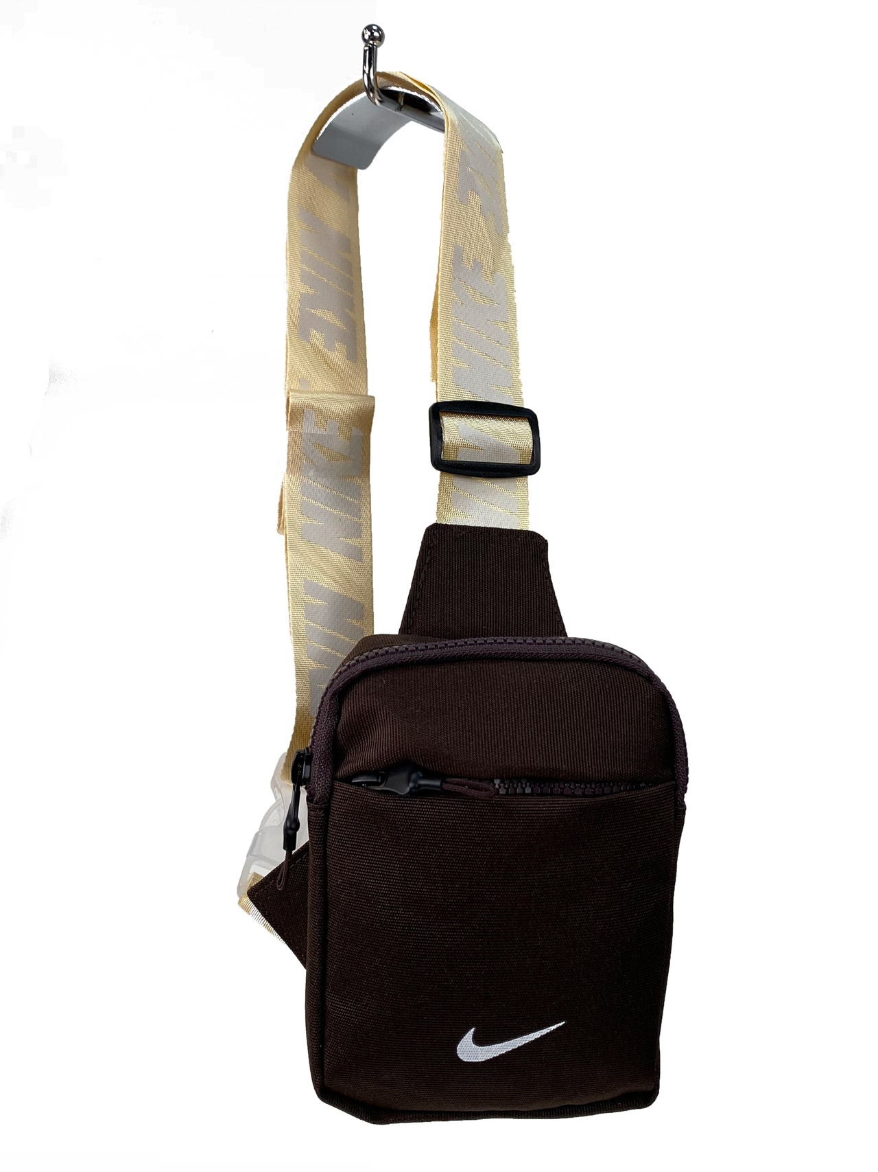 На фото 1 - Женская сумка слинг из текстиля, цвет шоколад