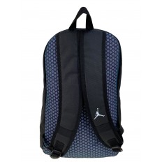 На фото 2 - Молодежный рюкзак из  водоотталкивающей ткани, цвет  черный