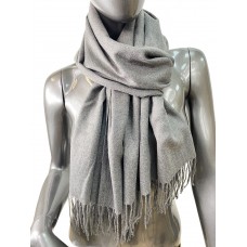 На фото 1 - Однотонный шарф-палантин из хлопка и бамбука, цвет темно- серый