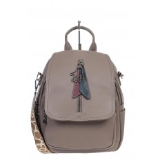 На фото 2 - Женская сумка-рюкзак из искусственной кожи, цвет бежевый