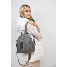 На фото 1 - Женская сумка-рюкзак из искусственной кожи, цвет серый
