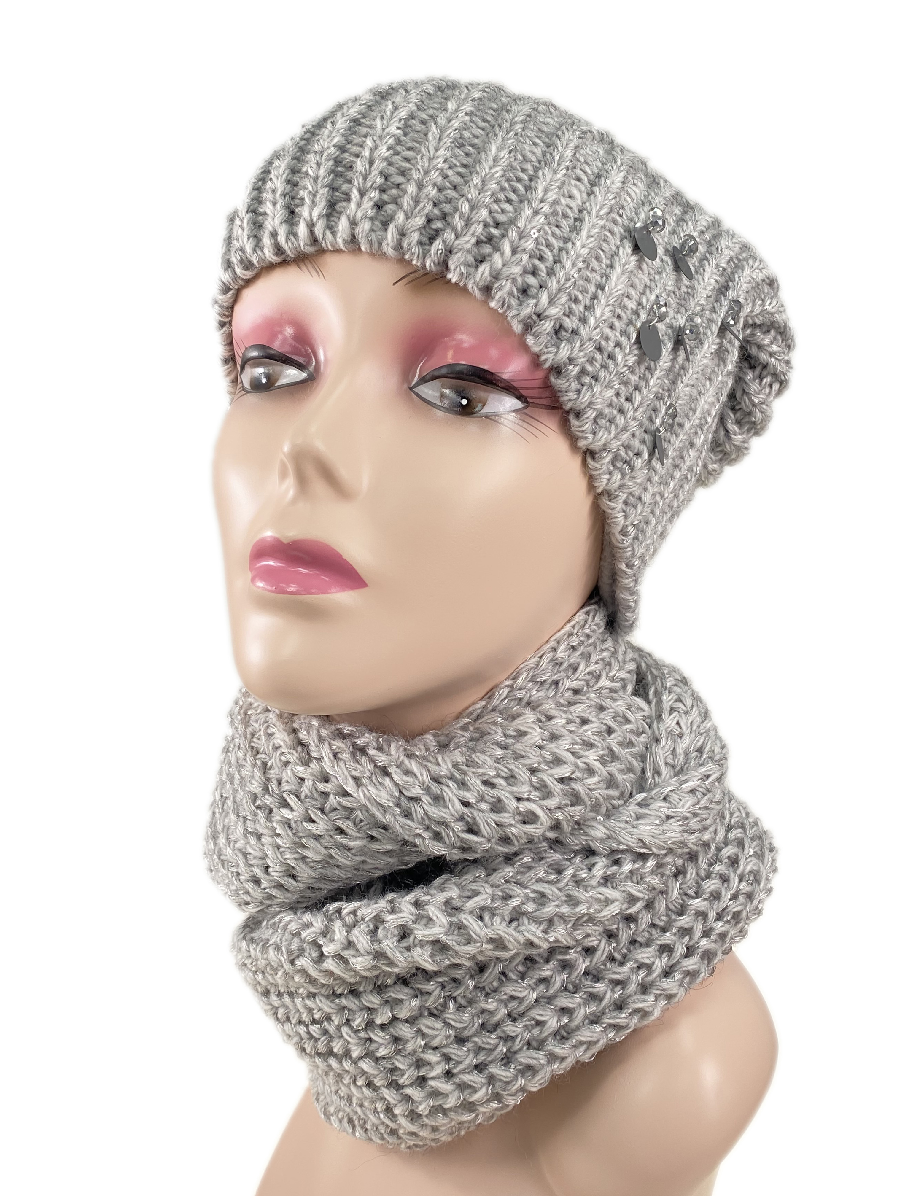 На фото 1 - Комплект женская шапка  и шарф, цвет светло серый