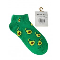 На фото 1 - Короткие молодёжные носки с принтом авокадо, цвет зелёный