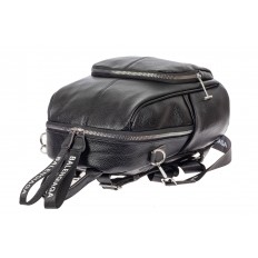 На фото 4 - Женский рюкзак-трансформер из фактурной искусственной кожи, цвет чёрный