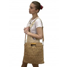 На фото 1 - Женская плетеная сумка из джута, с акцентными  ручками из бамбука, цвет крафт