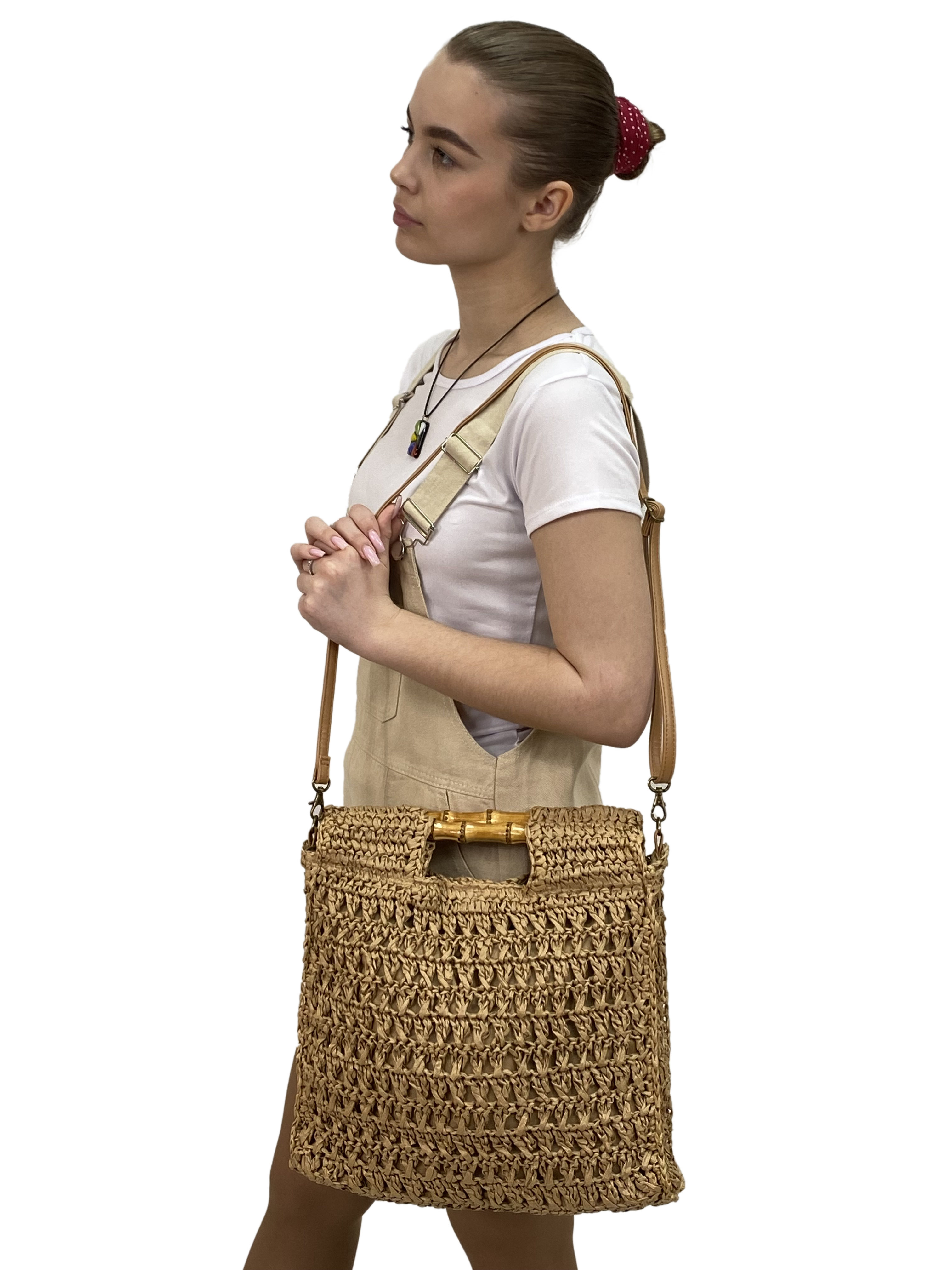На фото 1 - Женская плетеная сумка из джута, с акцентными  ручками из бамбука, цвет крафт