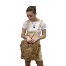 На фото 2 - Женская плетеная сумка из джута, с акцентными  ручками из бамбука, цвет крафт