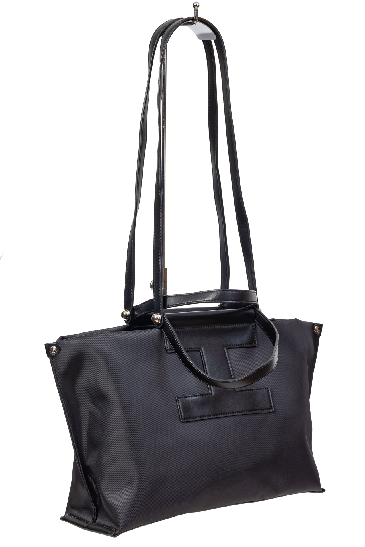 На фото 1 - Текстильная сумка-трапеция, цвет чёрный