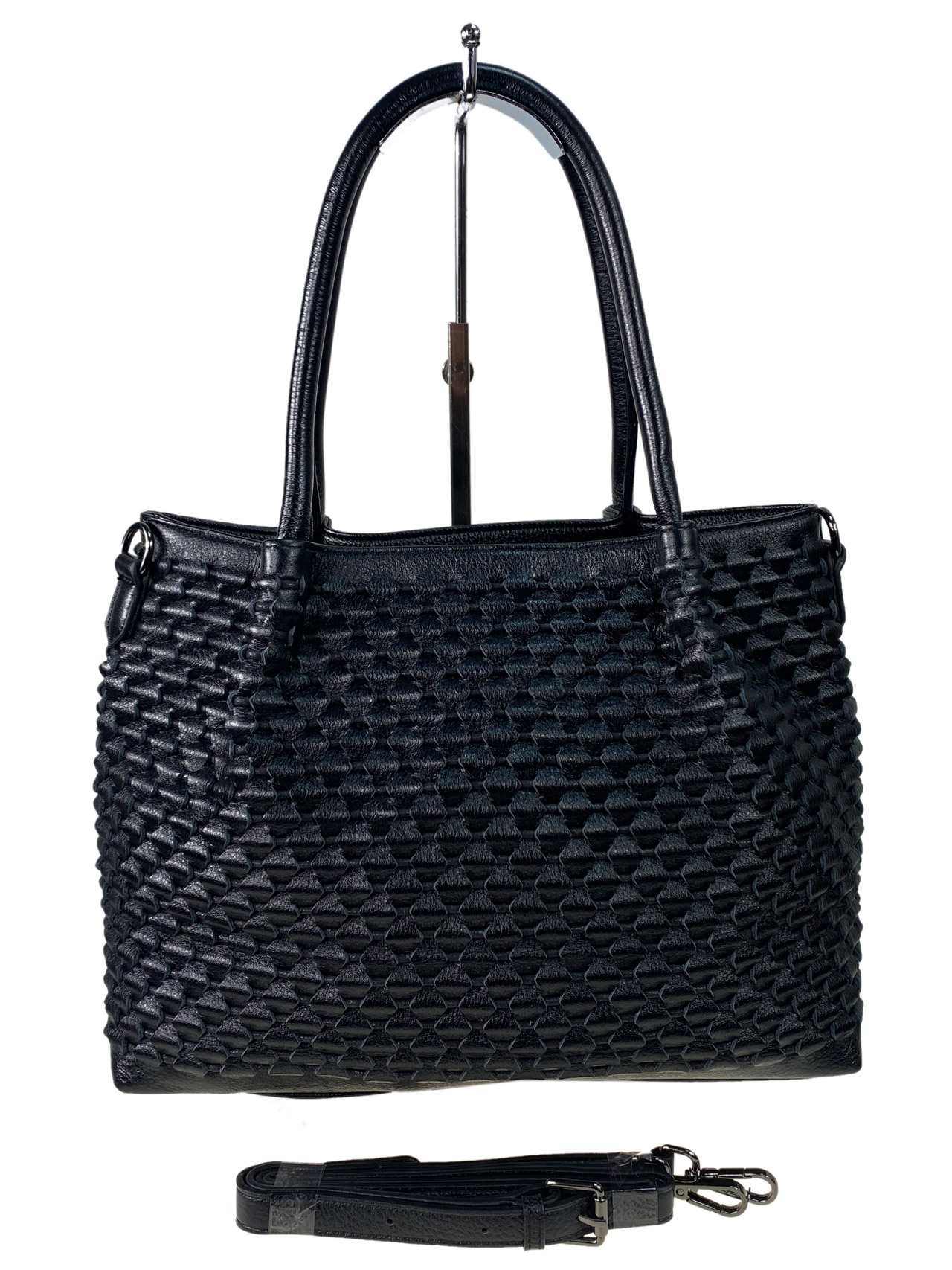 На фото 2 - Женская сумка  из натуральной кожи, цвет черный
