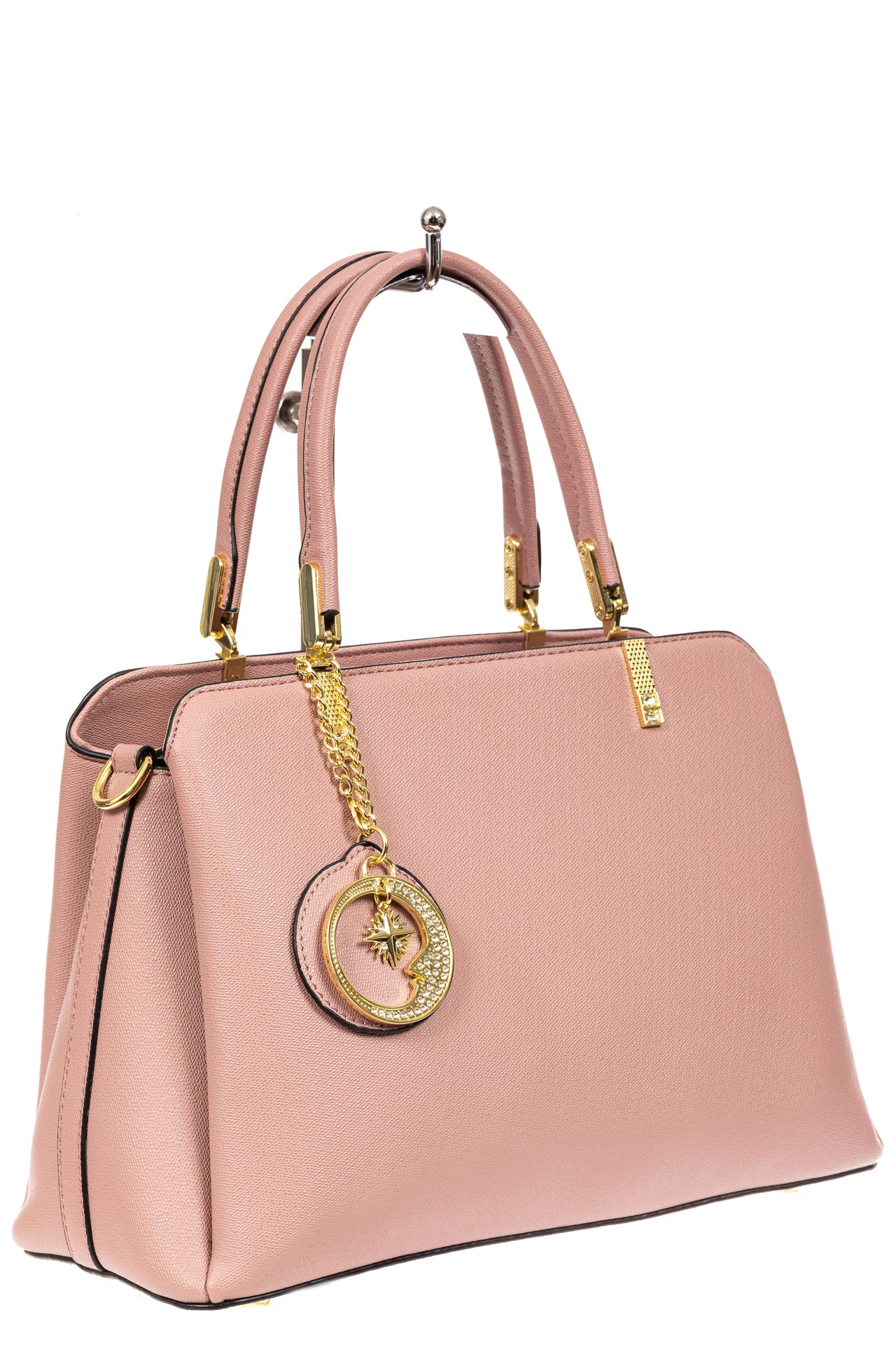 На фото 1 - Строгая женская сумка из кожзама с эффектной подвеской, цвет розовый