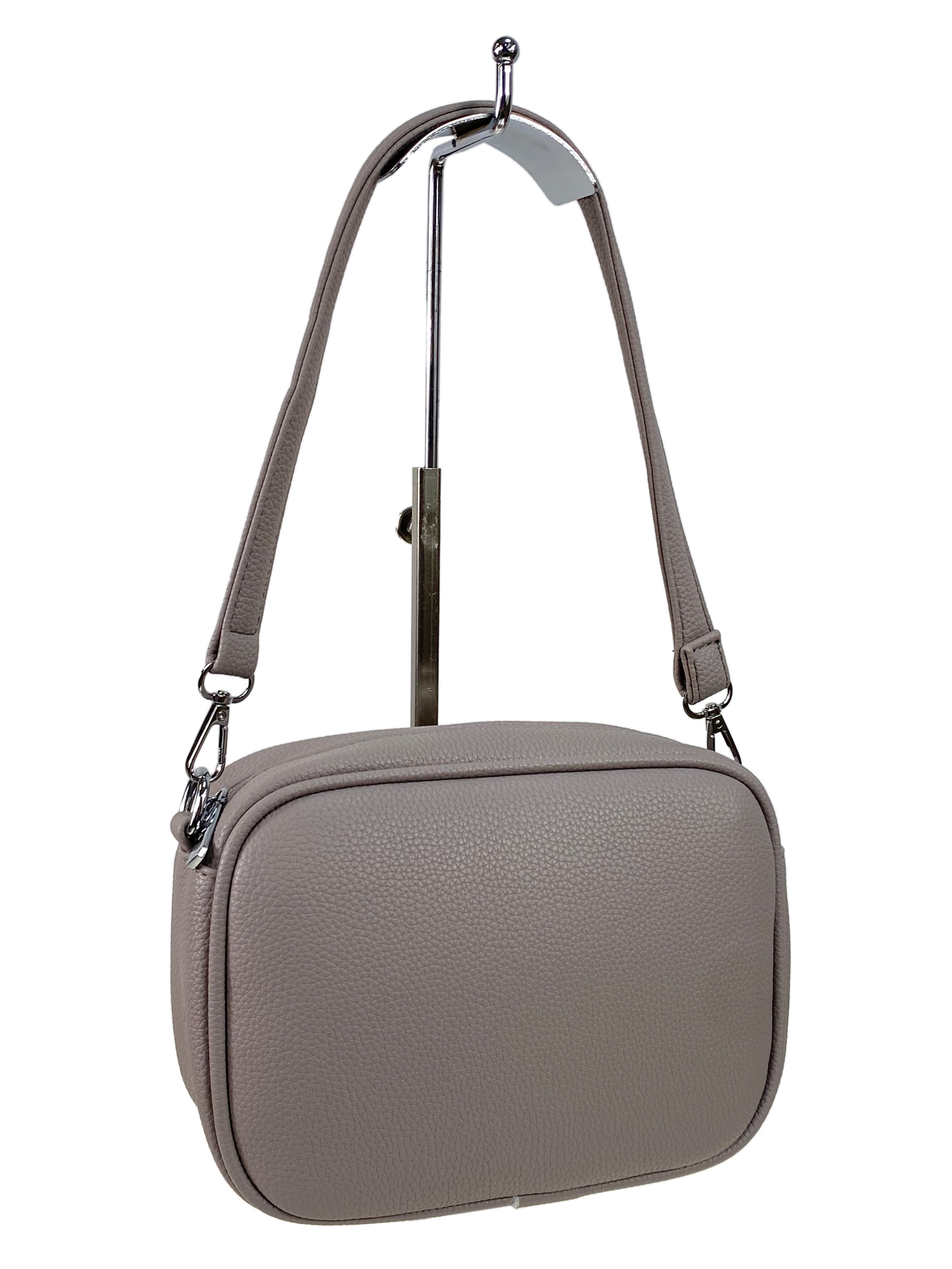 На фото 1 - Женская сумка из искусственной кожи,  цвет серый