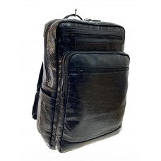 На фото 1 - Мужской рюкзак из искусственной кожи , черный цвет