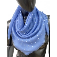 На фото 1 - Легкий платок-шарф с принтом горох, цвет мультицвет