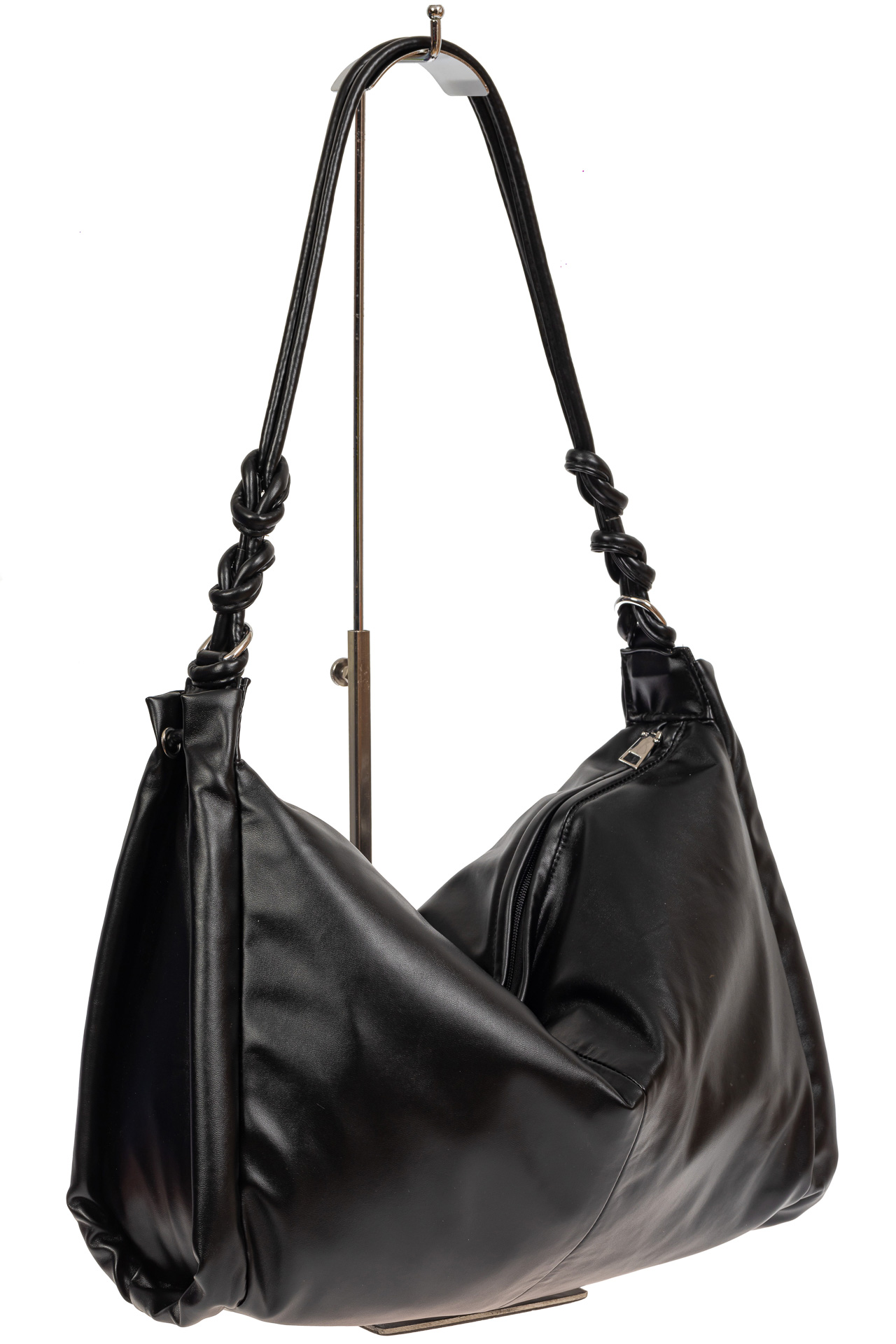 На фото 1 - Большая женская сумка из мягкой искусственной кожи, цвет чёрный