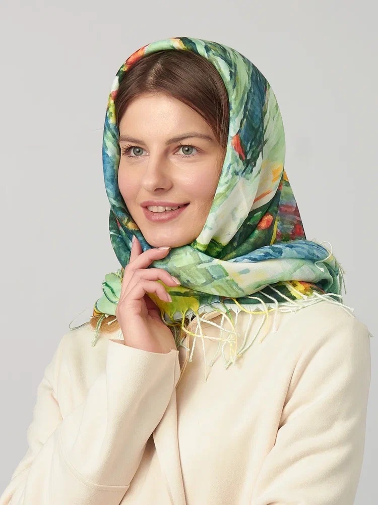 На фото 1 - Легкий платок из хлопка , мультицвет 