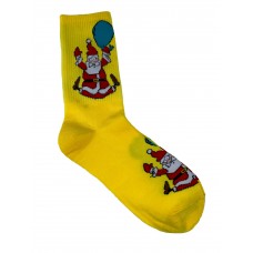На фото 1 - Весёлые молодёжные носки с новогодним принтом, цвет жёлтый