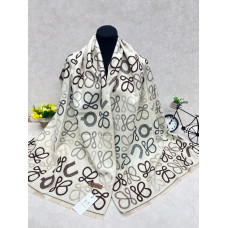 На фото 1 - Мягкий палантин из кашемира мультицвет На фото 1 - Мягкий палантин из кашемира мультицвет