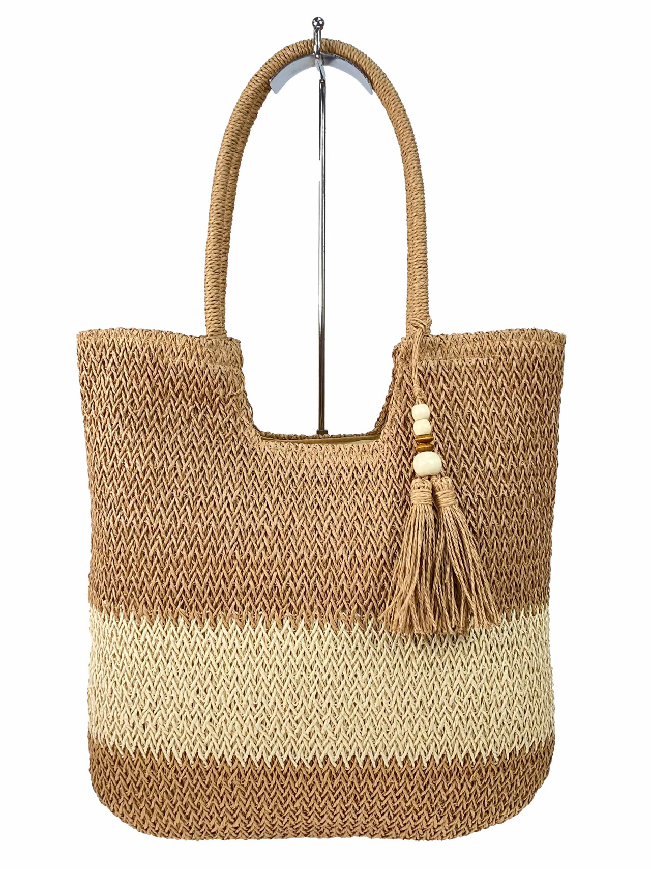 На фото 2 - Женская сумка плетеная из соломы, цвет песочный