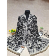 На фото 1 - Мягкий палантин из кашемира мультицвет На фото 1 - Мягкий палантин из кашемира мультицвет