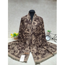 На фото 1 - Мягкий палантин из кашемира мультицвет На фото 1 - Мягкий палантин из кашемира мультицвет