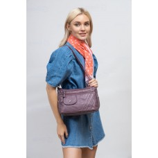 На фото 1 - Женская сумка из искусственной кожи, цвет фиолетовый