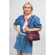 На фото 2 - Женская сумка из искусственной кожи, цвет бордовый