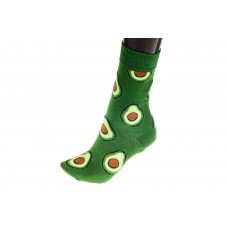 На фото 1 - Женские носки с принтом авокадо, основной цвет зеленый