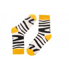 На фото 2 - Модные женские носки с принтом зебра, основной цвет белый