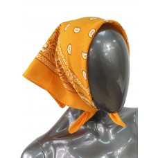 На фото 1 - Легкий платок-бандана, цвет оранжевый