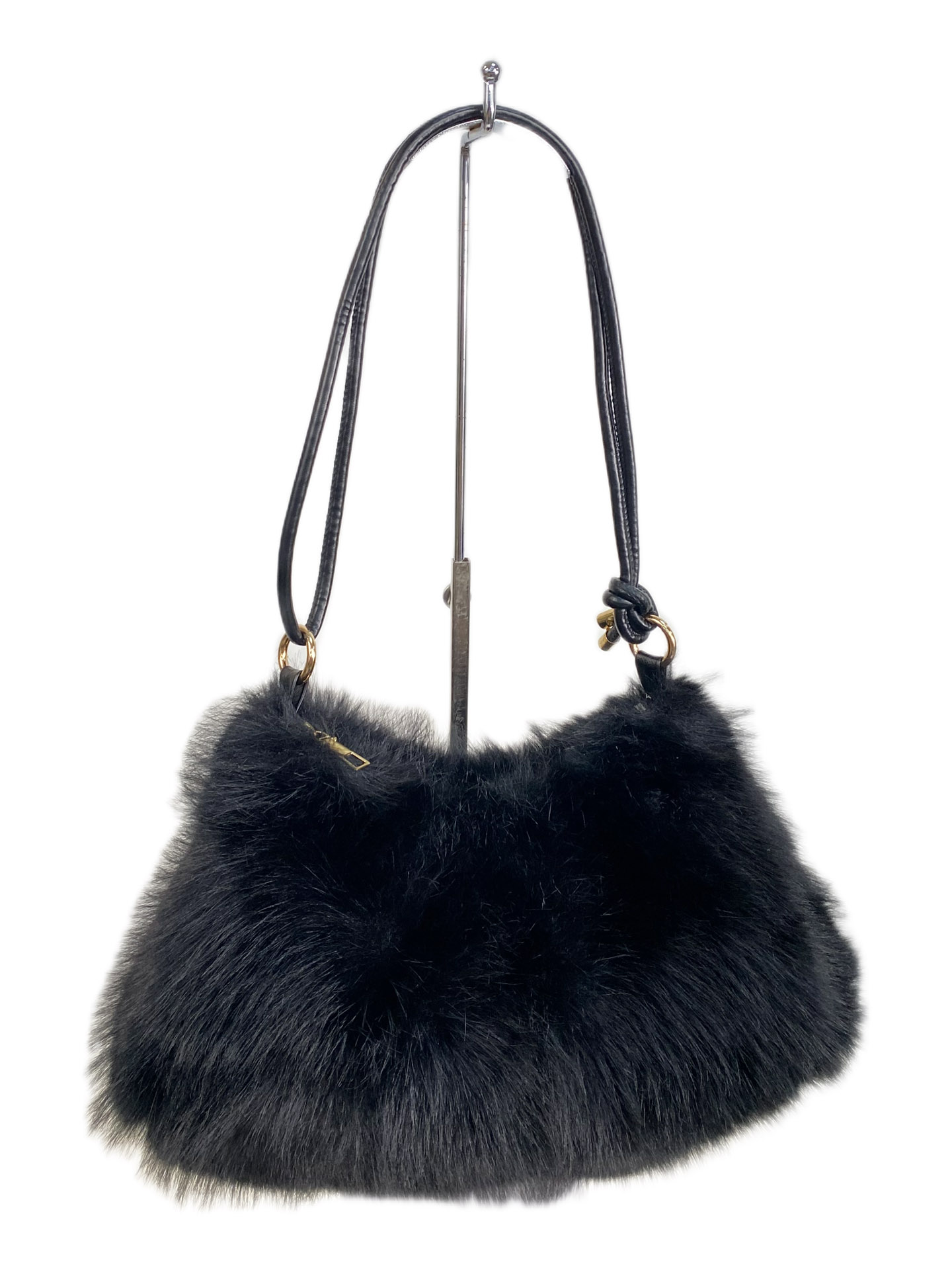 На фото 1 - Женская сумка из искусственного меха, цвет черный