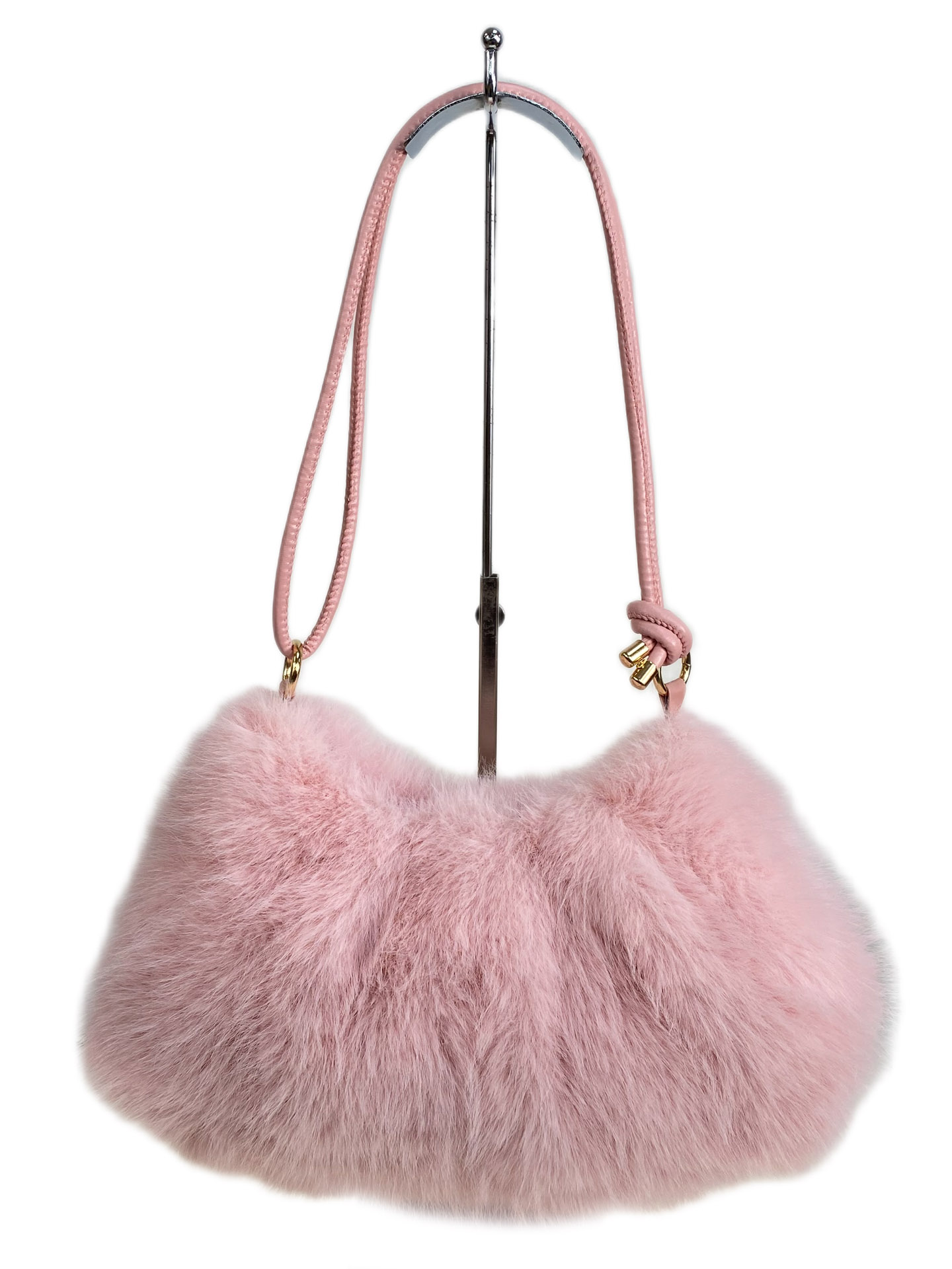 На фото 2 - Женская сумка из искусственного меха, цвет розовый