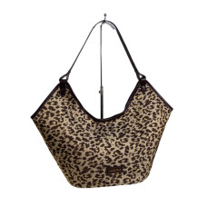 На фото 1 - Женская сумка из искусственной кожи мультицвет На фото 1 - Женская сумка из искусственной кожи мультицвет