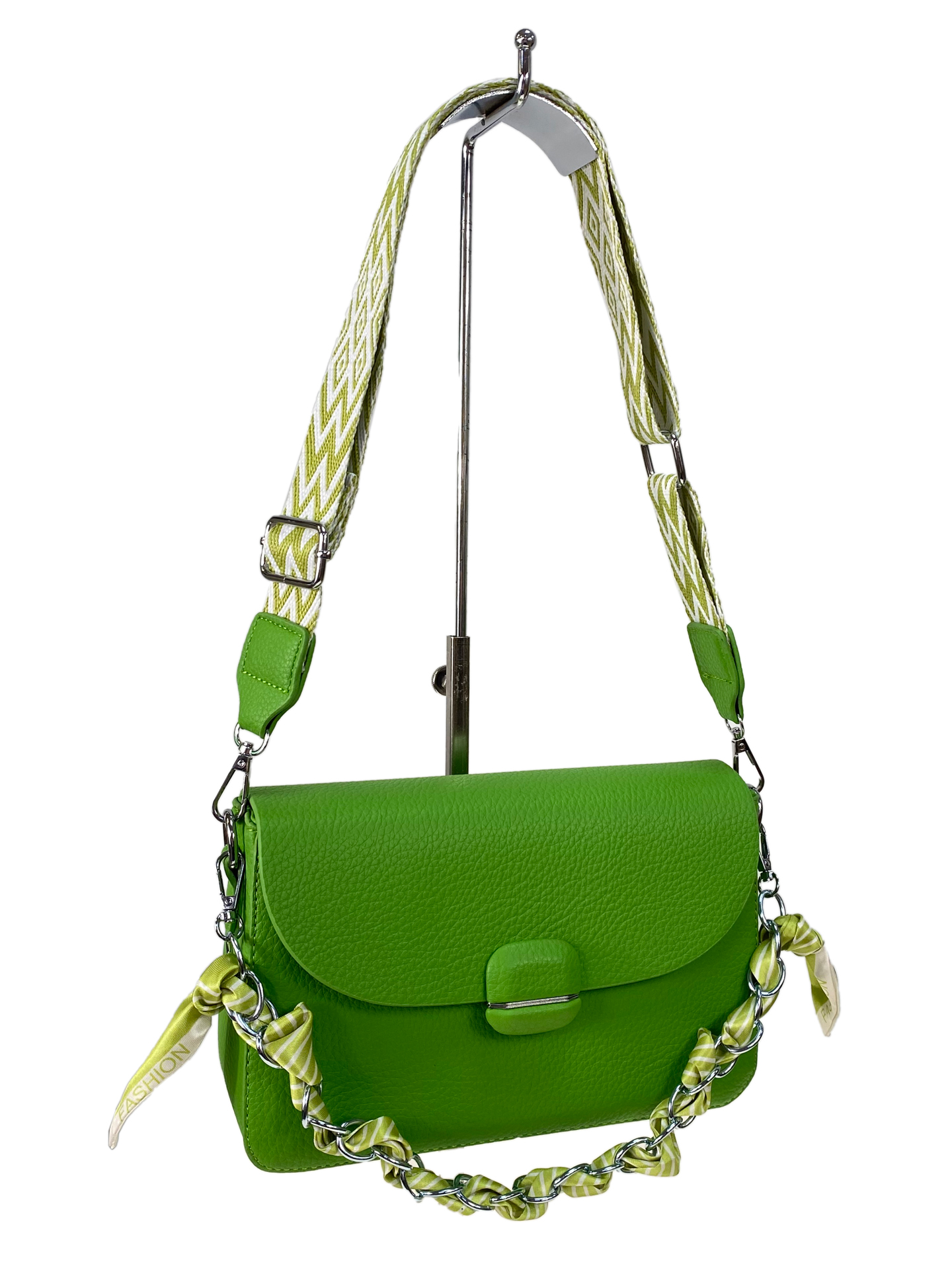 На фото 1 - Женская сумка из искусственной кожи,  цвет зеленый