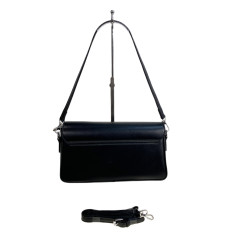 На фото 2 - Женская сумка из искусственной кожи, цвет черный На фото 2 - Женская сумка из искусственной кожи, цвет черный