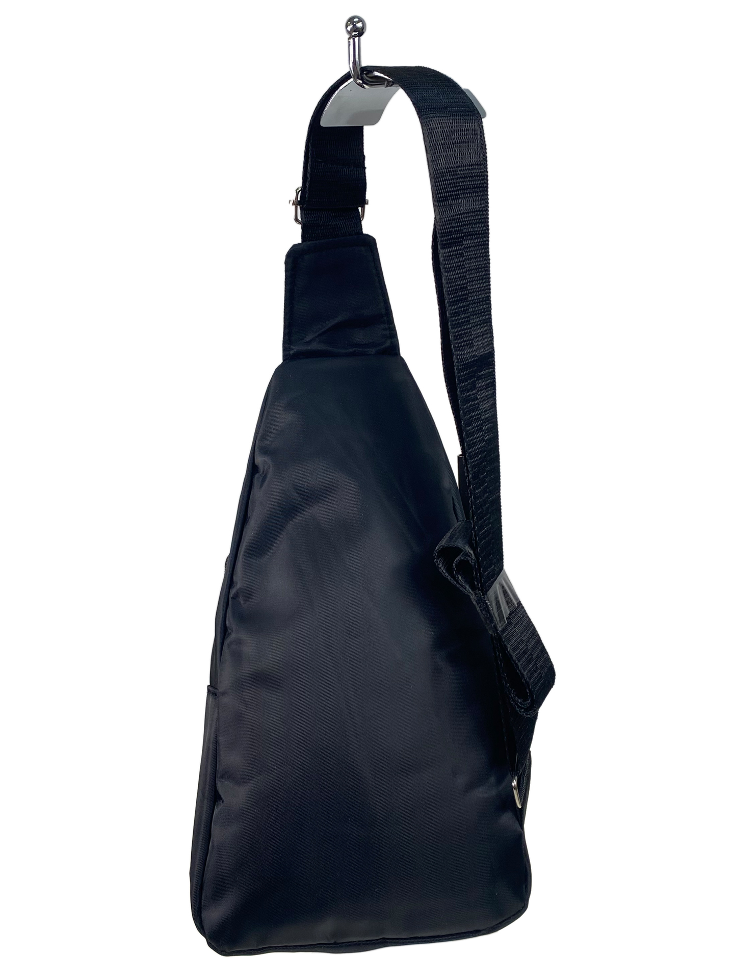 На фото 2 - Мужская сумка-слинг из текстиля, цвет черный