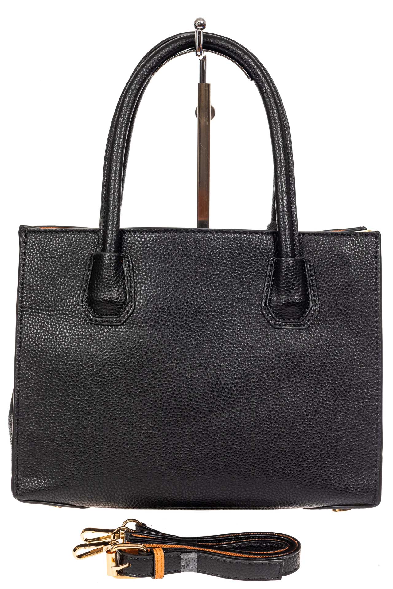 На фото 3 - Женская сумка из искусственной кожи, черная