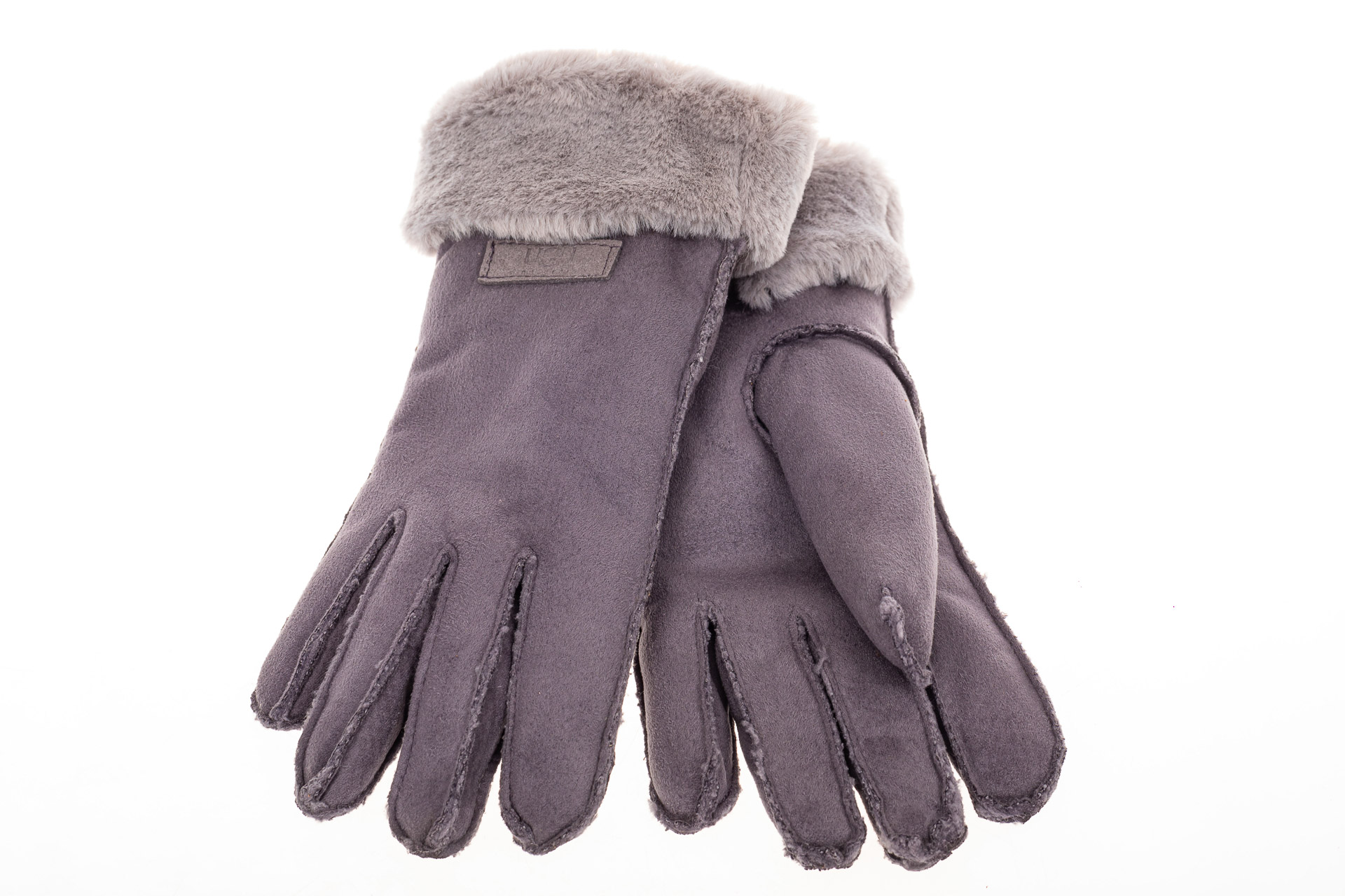 На фото 2 - Кроеные утепленные перчатки женские из велюра, цвет сиреневый